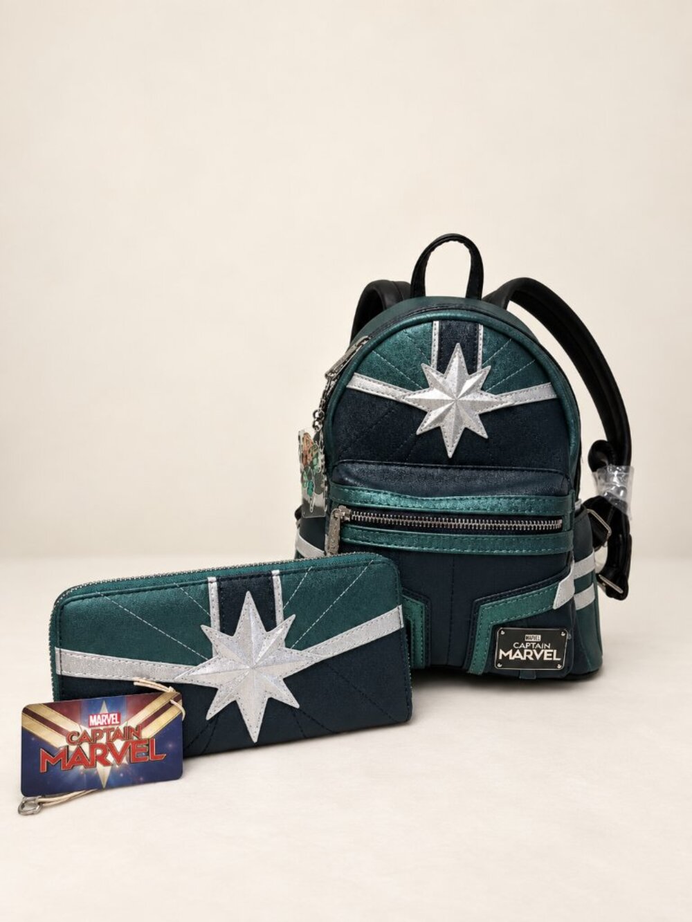 Rare Loungefly Captain Marvel Green Backpack & Wallet Set+ 2 Handmade Bag Charms